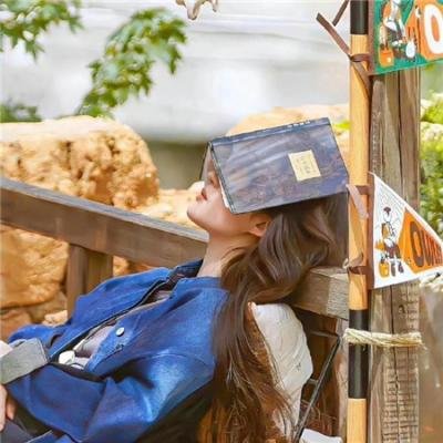 三个拥抱